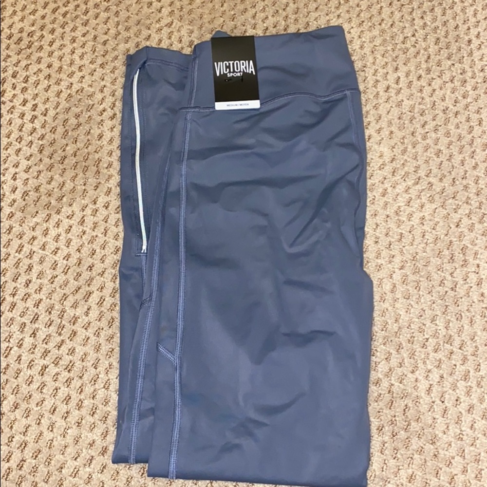 Victoria Secret Medium Leggings